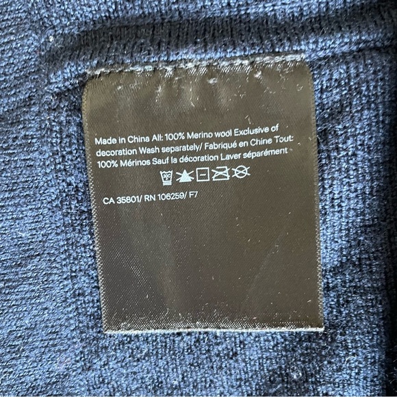 Lululemon Alpine Air Crew True Navy - Picture 11 of 11